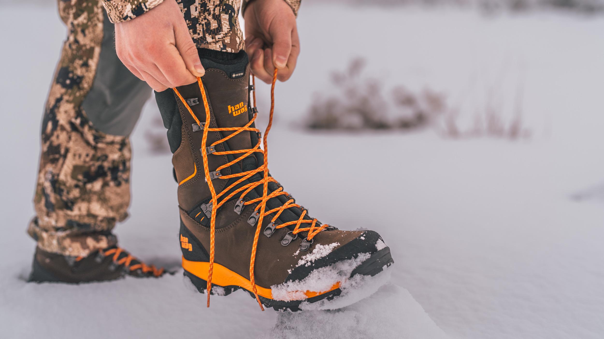 Hanwag Kalixfors SF Extra GTX boot on a hunt in the snow