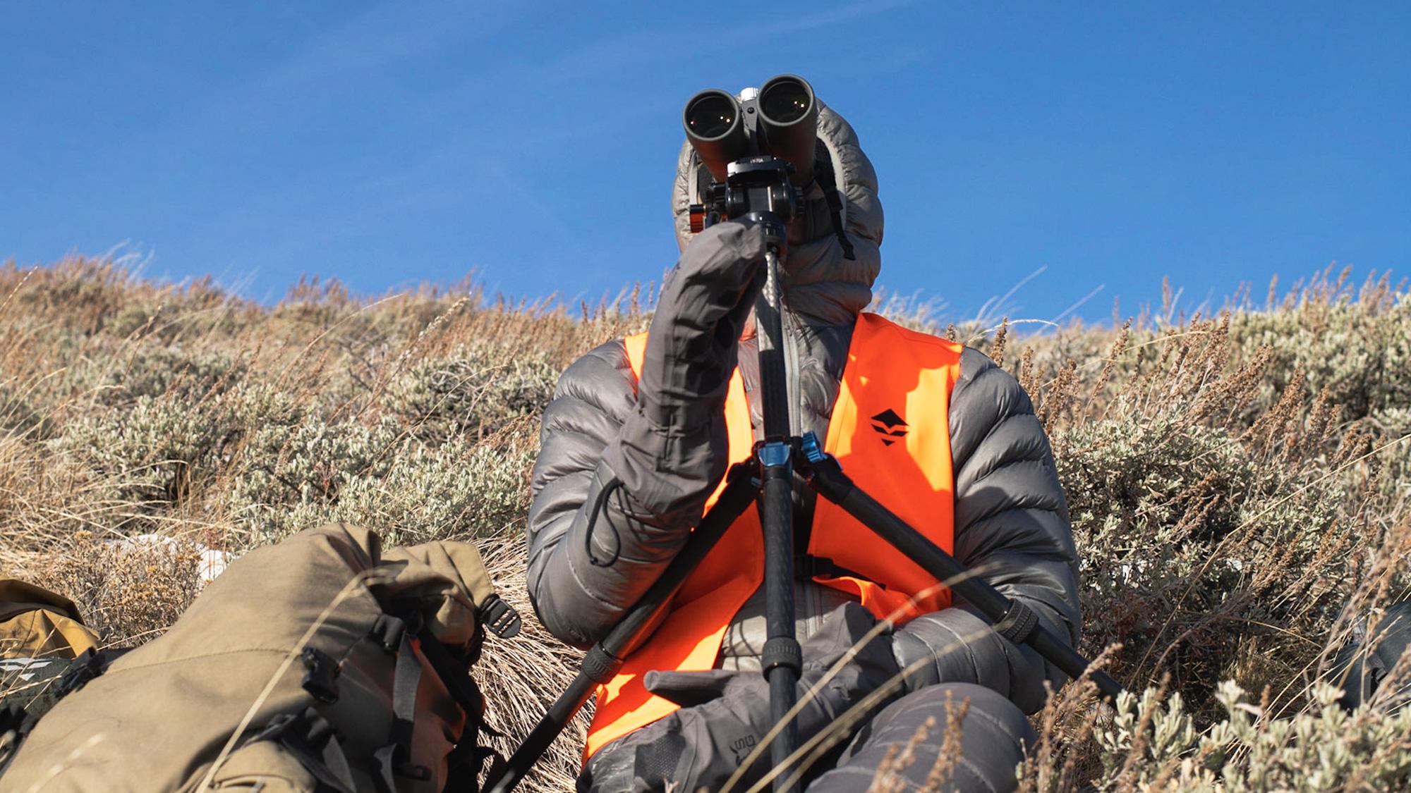 Glassing for late-season elk in the GOHUNT Pumpkin Patch Vest