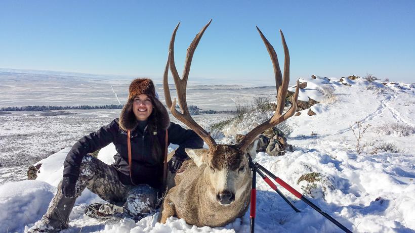 Tasha with her idaho mule deer buck with deadline outfitters