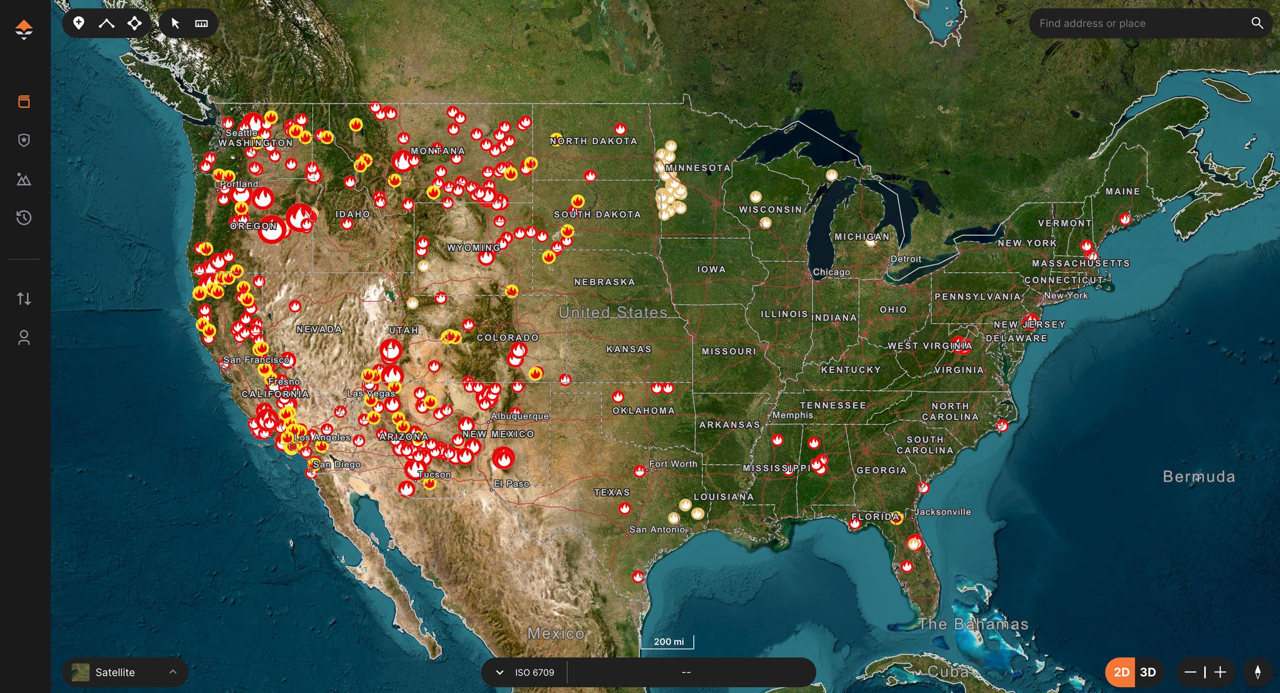 Active wildfire overlay across the United States