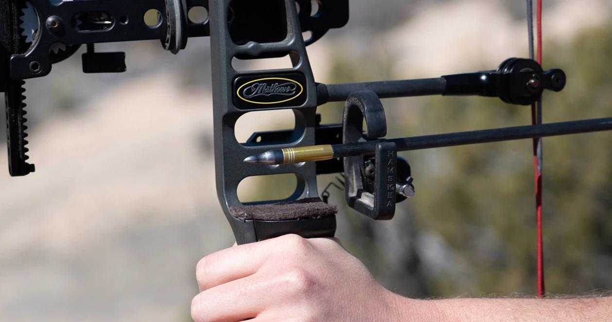 Selecting an arrow rest for hunting 1