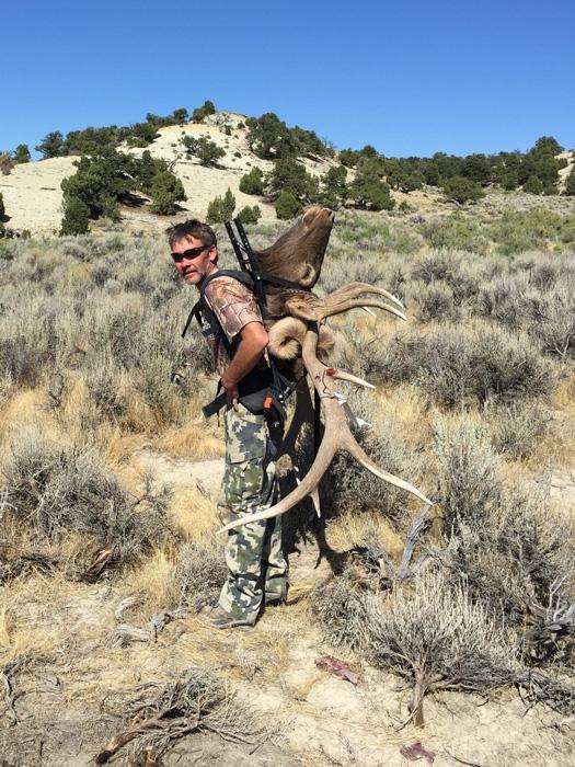 Todd packing out his Utah elk