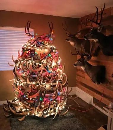 Hushin Christmas shed antler tree