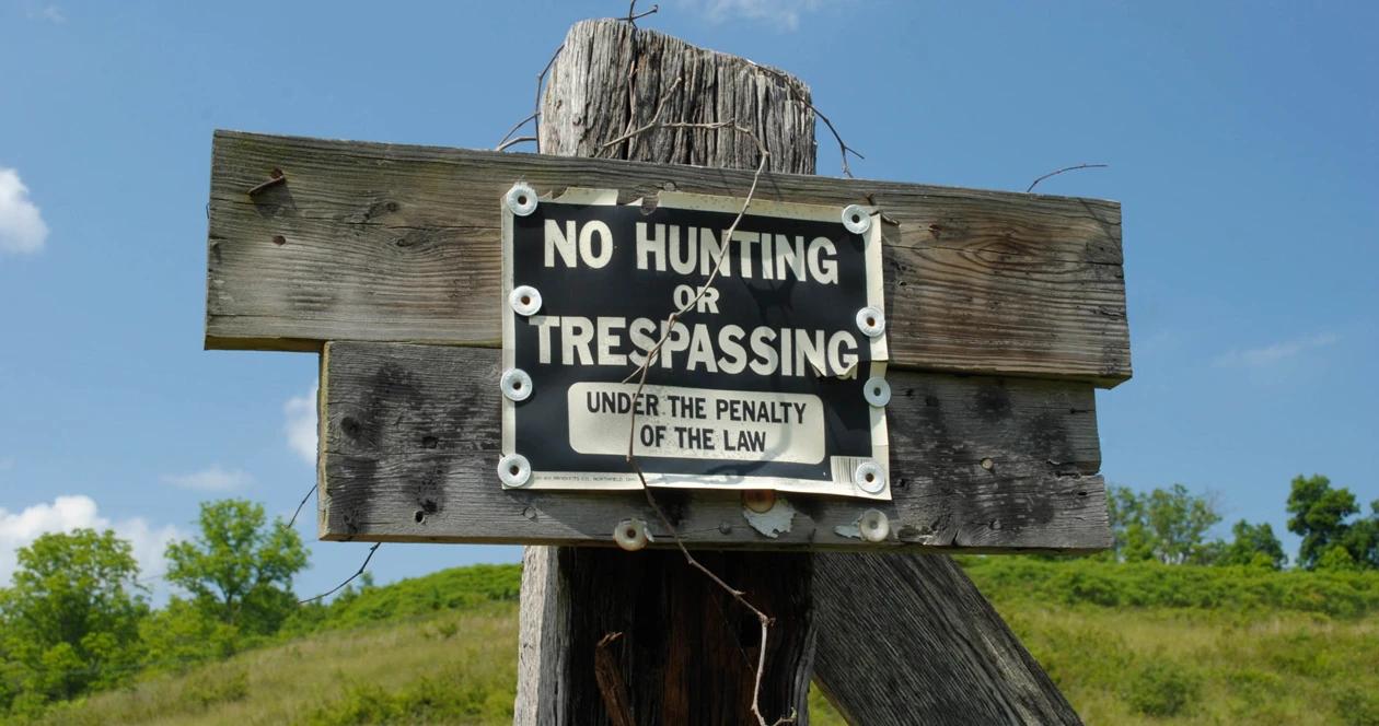 No trespassing sheds h1