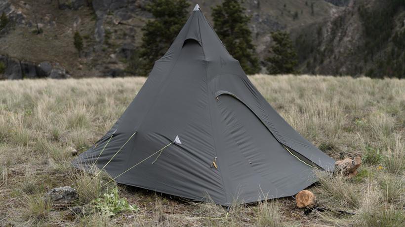 Peax solitud 4 person tipi on backcountry hunt