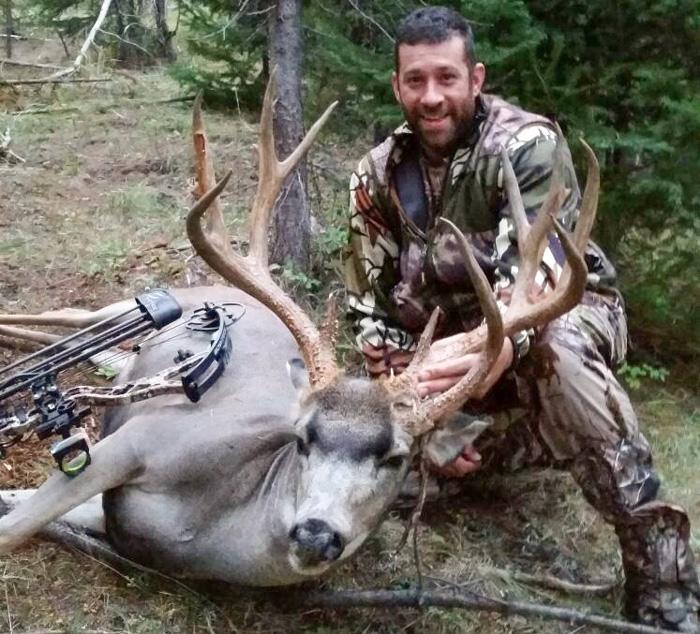 Graham leo armstrong nontypical archery mule deer buck