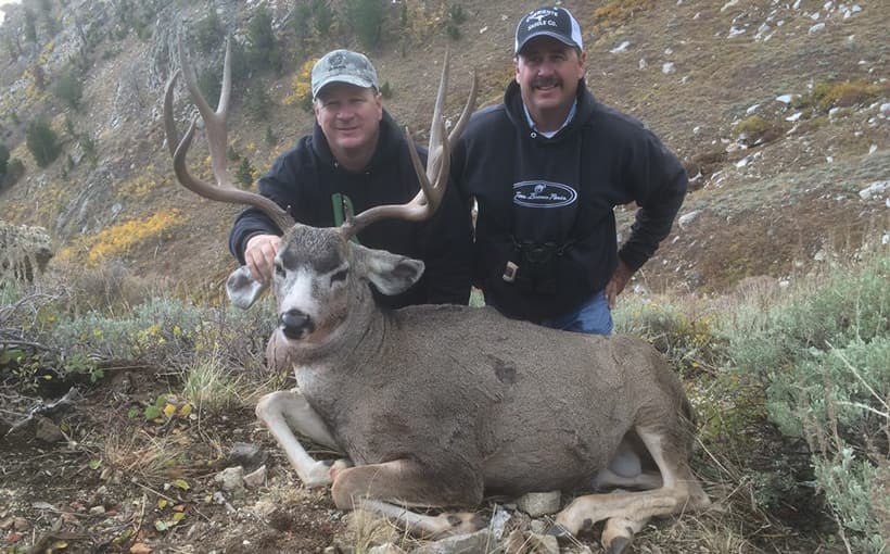 Nevada mule deer taken with secret pass outfitters