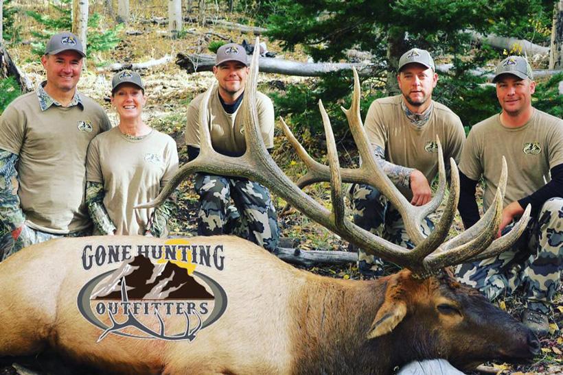 Mechelle dawson muzzleloader bull elk taken with gone hunting outfitters