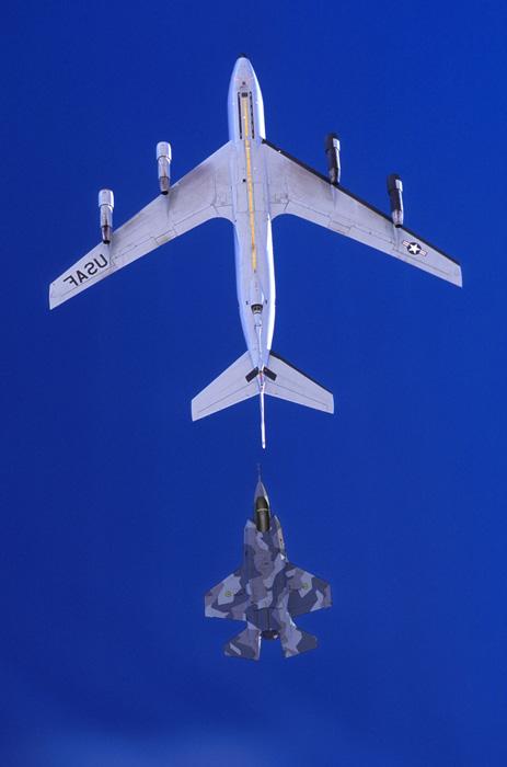 Hyperstealth lightning camouflage pattern show in the air