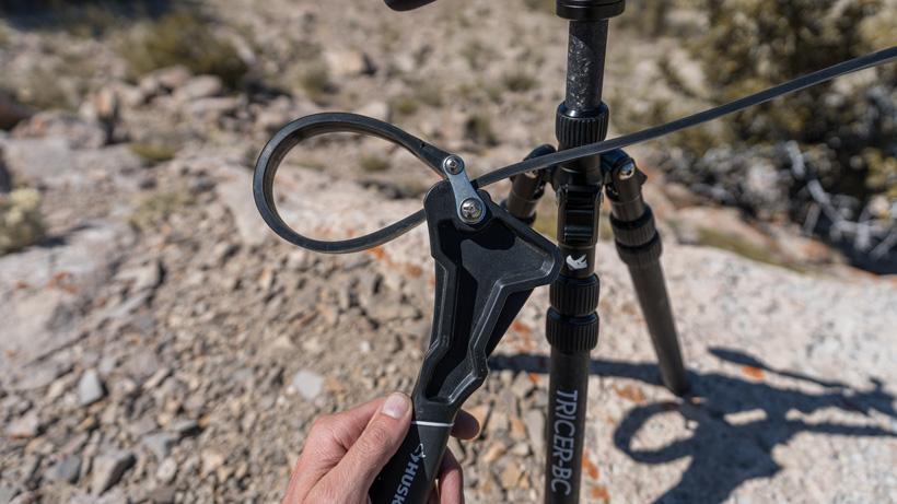 Rubber pipe wrench to tighten head to tripod