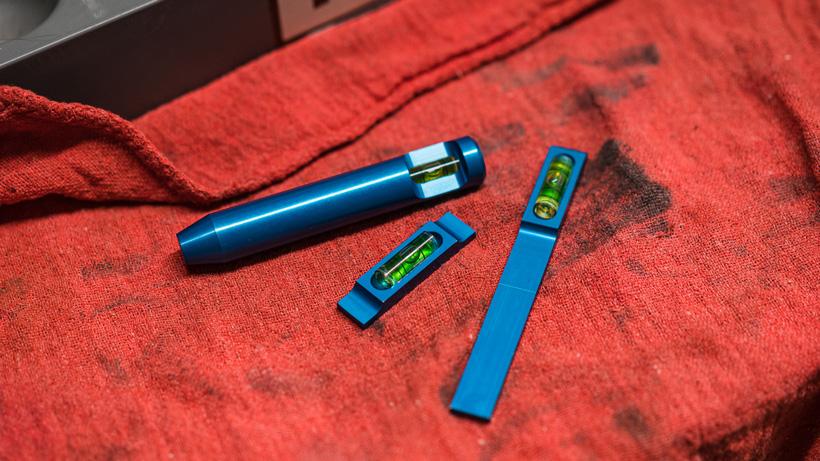 Defensive edge riflescope leveling kit