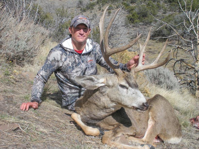 Trail kreitzer with a 2012 utah burn area mule deer buck