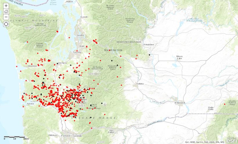 Publicly reported limping elk or dead elk with hoof deformalities