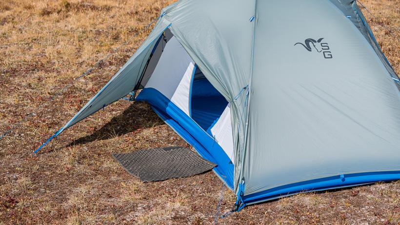 Glassing pad as tent doormat