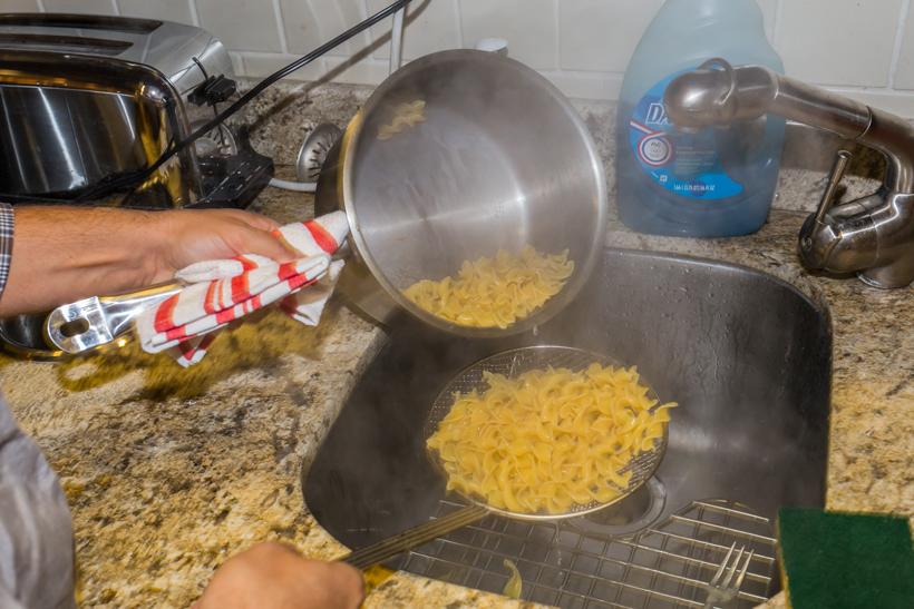 15 draining noodles