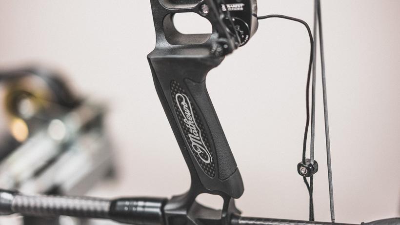 Mathews vertix engage grip