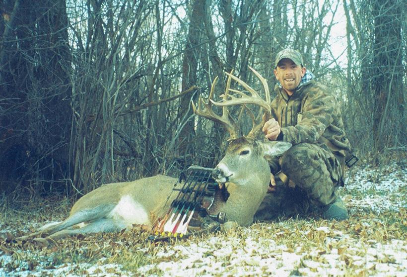 Eric baler large idaho archery whitetail buck
