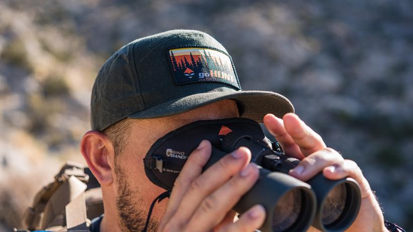 Port dog with the bino bandit