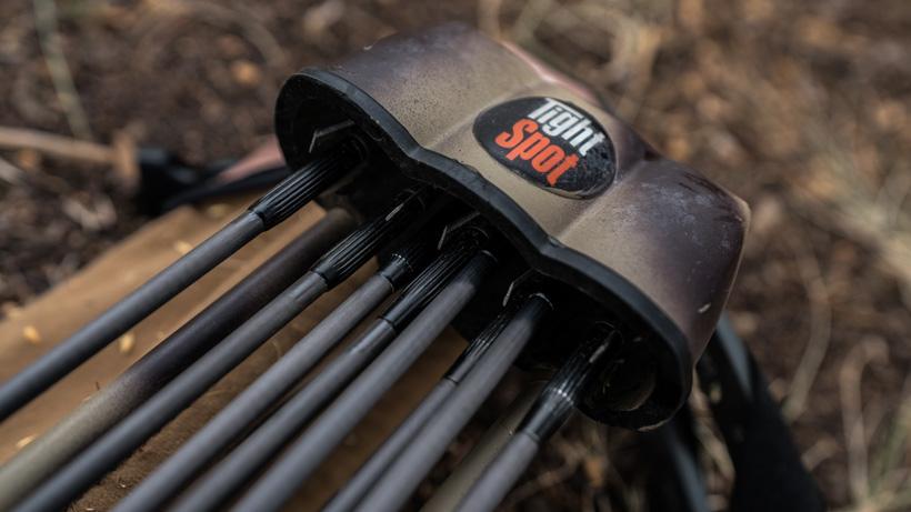 Tightspot arrow quiver hood