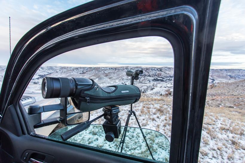 Glassing for mule deer_1