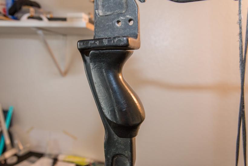 Old school bow grip