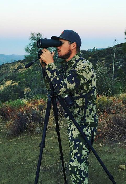 Travis stone glassing for blacktails