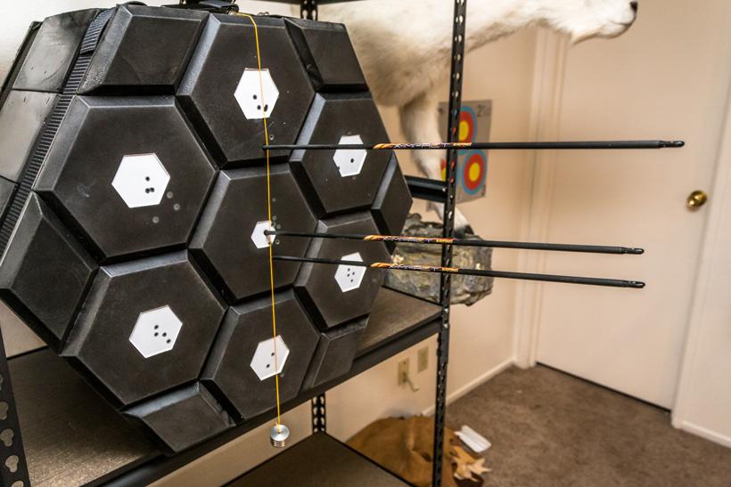 Winter close range bare shaft archery shooting practice