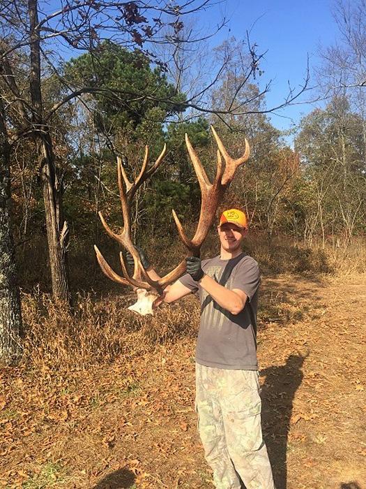 Nick turpin with his arkansas bull elk rack