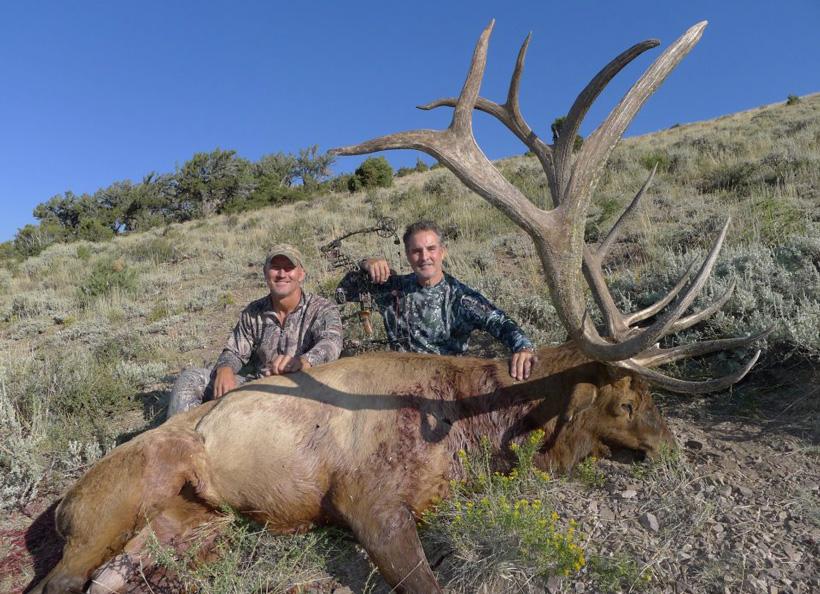 Jack brittingham archery bull elk guided by greg krogh in 2011