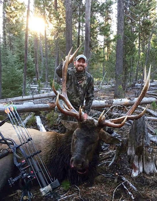 Jimmy hurley with an oregon archery bull elk